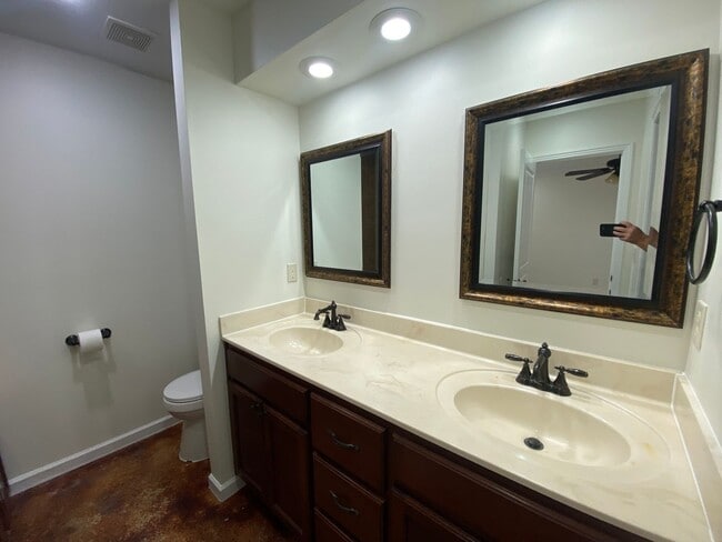 Building Photo - 3bed/2bath Home close to ASU and NEA Baptist Hospital!