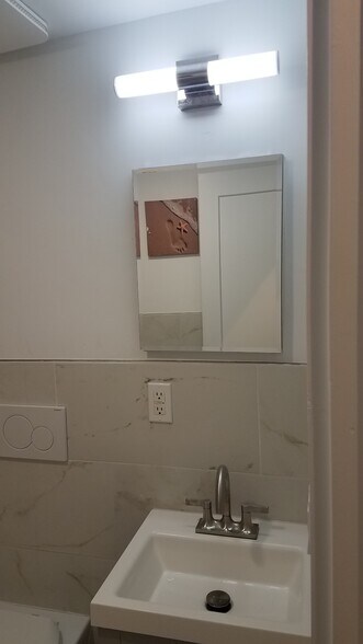 Building Photo - 51 Q St NW