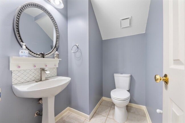 Building Photo - 8738 Willancy Ln