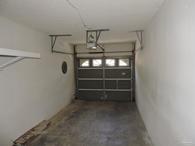 Building Photo - 5001 Grande Dr