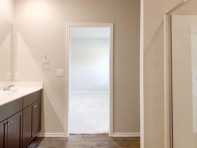 Building Photo - 12729 Brahmin Dr