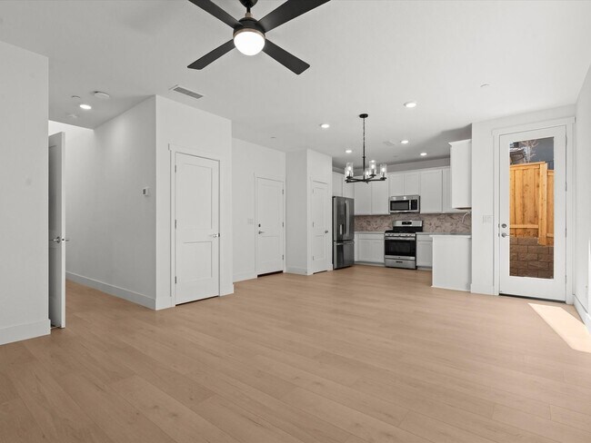 Building Photo - Desirable South Reno neighborhood of the Courtyards at Arrowcreek.