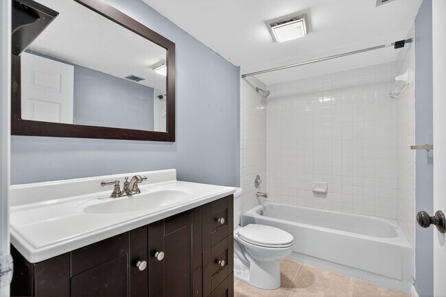 Building Photo - 3507 Village Blvd