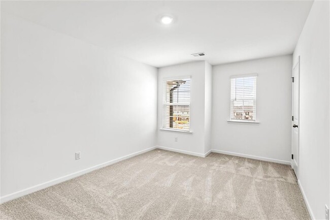 Building Photo - 166 Vision St
