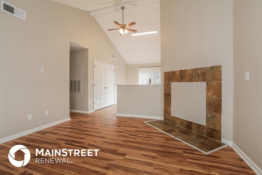 Building Photo - 12110 Winding Spring Ct