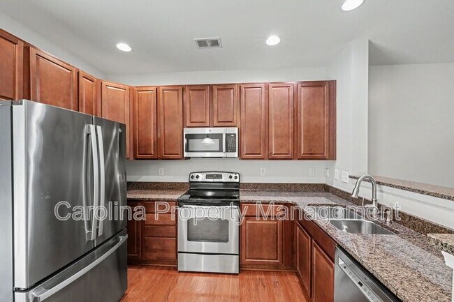 Building Photo - 13983 Singleleaf Lane