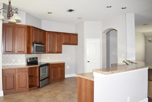 Building Photo - 10312 Colfax Dr