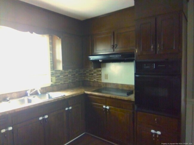 Building Photo - 7204 Standish Ct