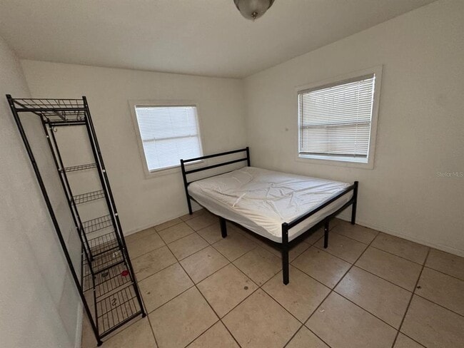 Building Photo - 4201 Cepeda St