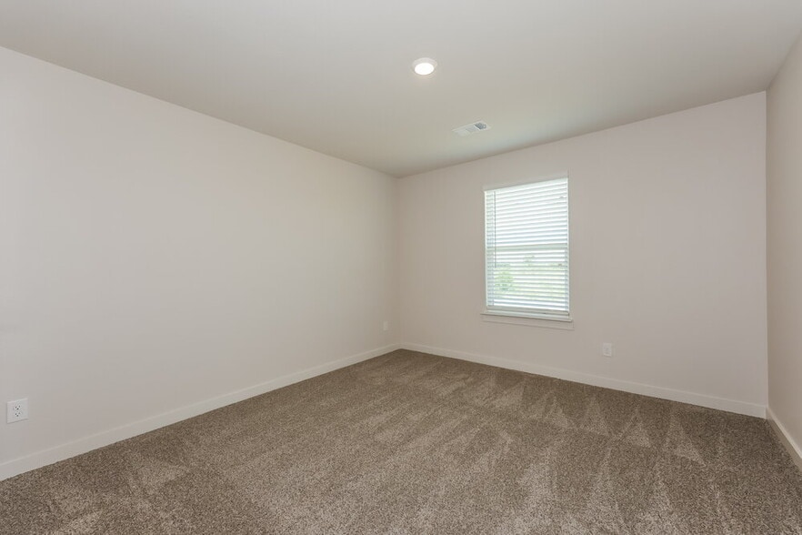 Building Photo - 227 Patton Ln