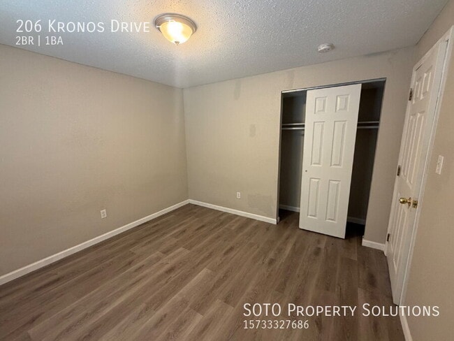 Building Photo - 206 Kronos Dr