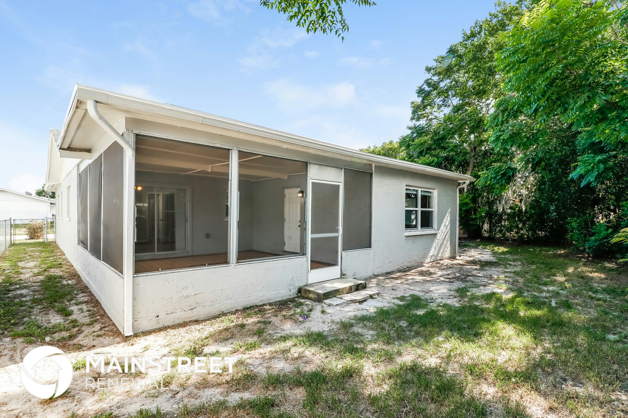 Building Photo - 7525 Foxbloom Dr