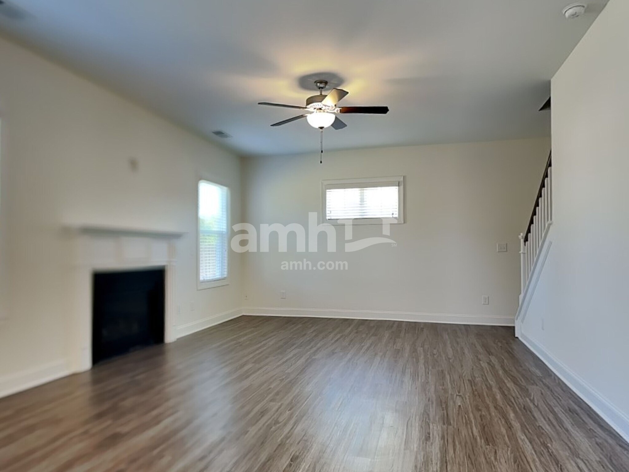 Building Photo - 105 Shore Pine Dr