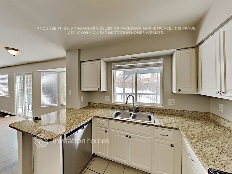 Building Photo - 3289 Blue Grass Cir