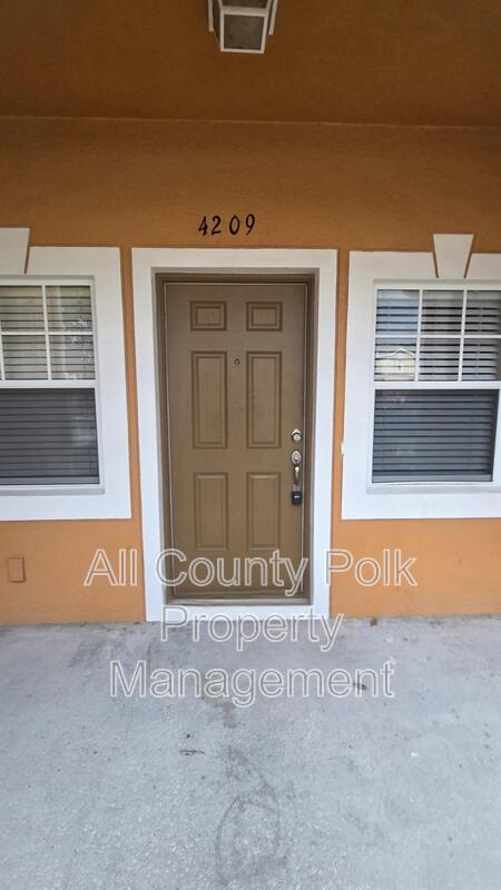 Building Photo - 4209 Winding Vine Dr