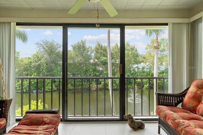 Building Photo - 1749 S Highland Ave