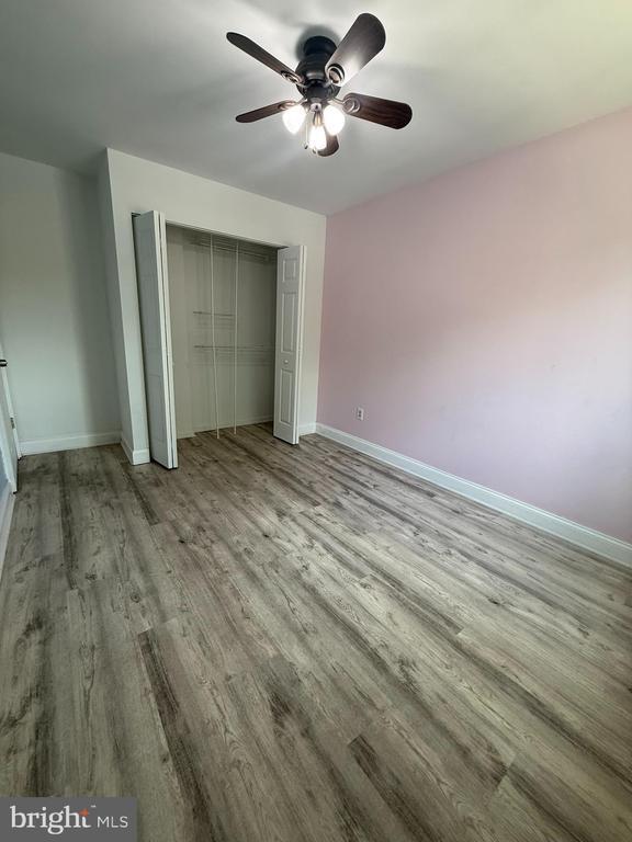 Building Photo - 1080 Pendleton Ct