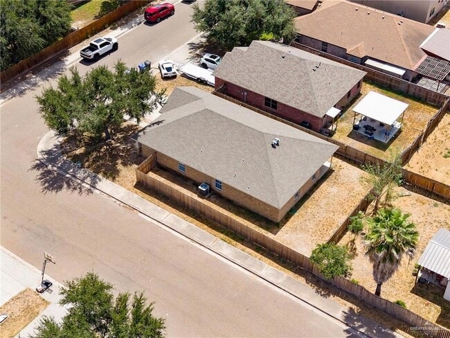 Building Photo - 4921 N 47th St