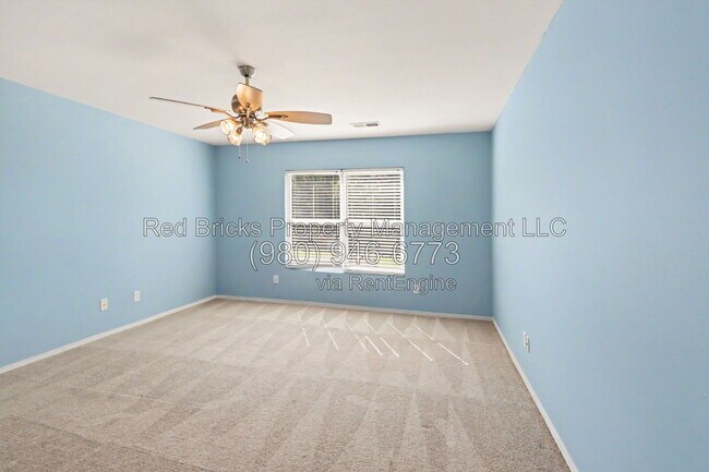 Building Photo - 10805 Dry Stone Dr