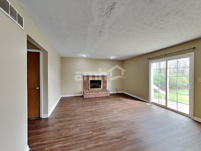 Building Photo - 4363 Squaw Valley Dr