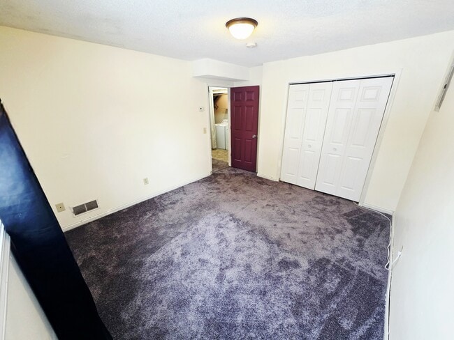 Building Photo - 8425 Brunswick Ave N