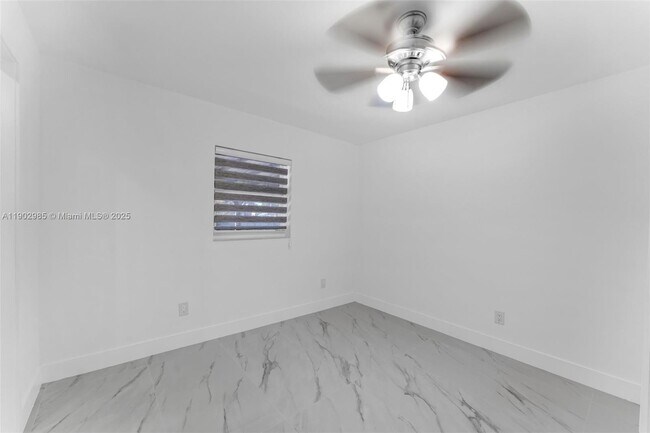 Building Photo - 30104 SW 152nd Ct