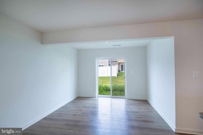 Building Photo - 15 PITCH PINE Ct