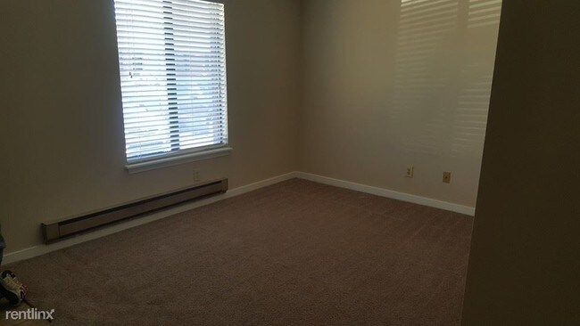 Building Photo - 510 Dexter St