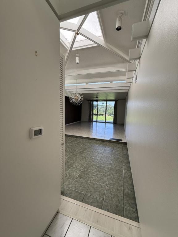 Building Photo - 575 Belvedere Dr