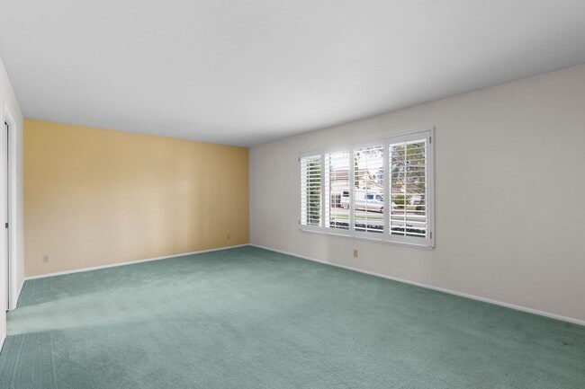 Building Photo - Beautifully Maintained Rental Home with an...
