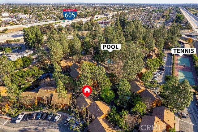 Building Photo - 10614 Shoreline Dr