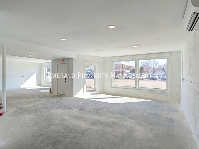 Building Photo - 2737 11th St