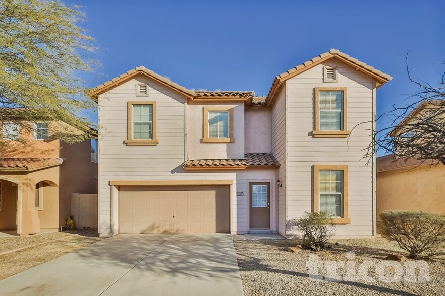 Primary Photo - 4868 E Meadow Land Dr