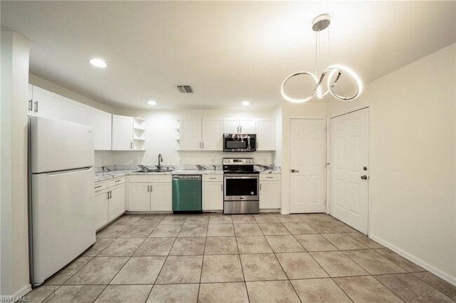 Building Photo - 4733 29th St SW