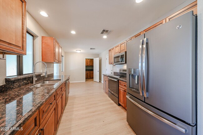 Building Photo - 6539 E Arbor Ave