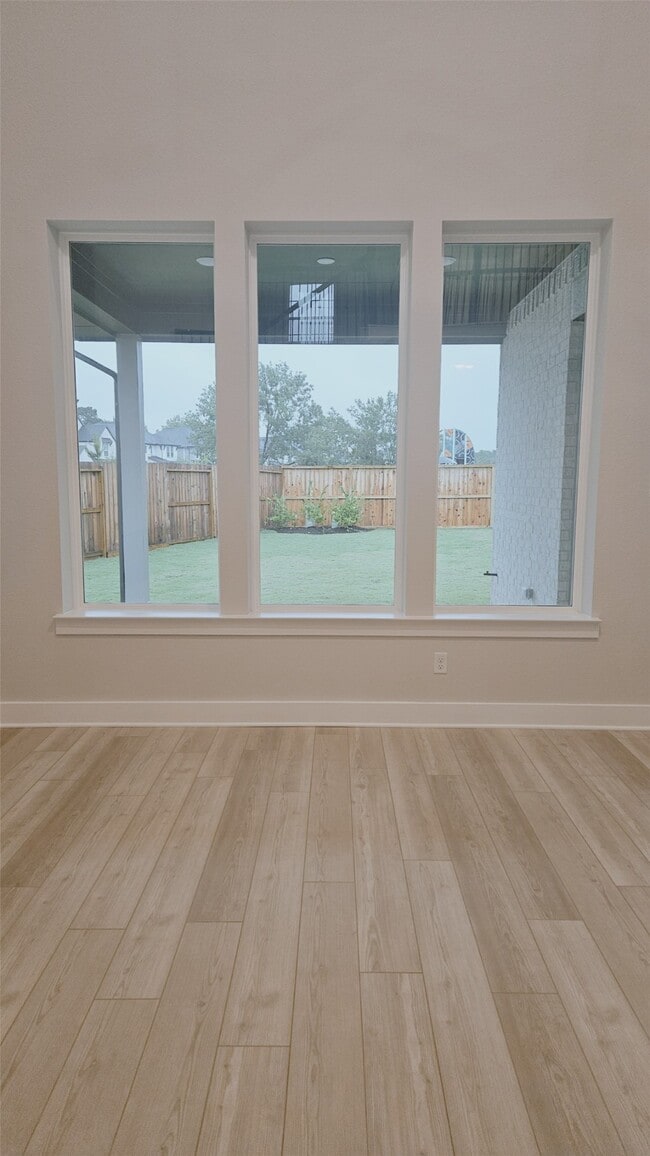 Building Photo - 26018 Maple Bloom Dr