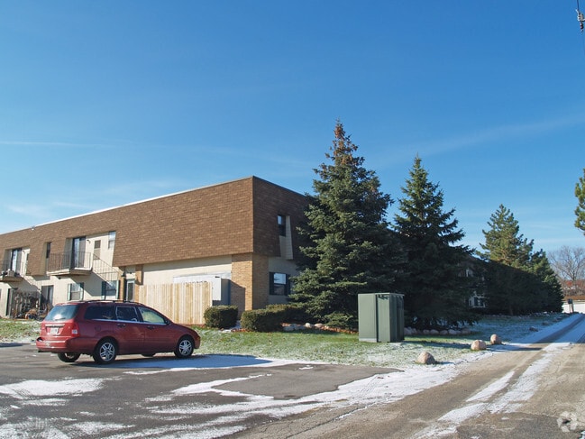 Building Photo - Hampton Crest Apartments