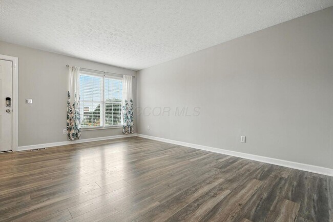 Building Photo - 932 Philadelphia Dr