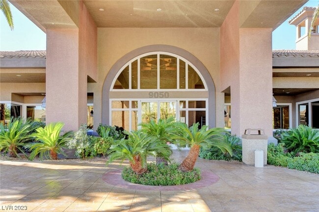 Building Photo - 9050 W Warm Springs Rd