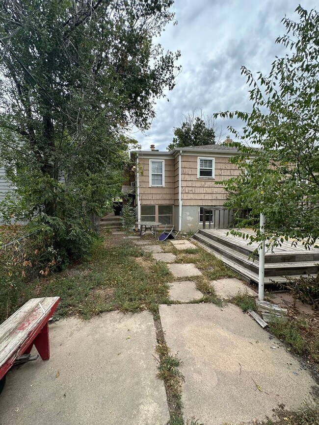 Building Photo - LW1532