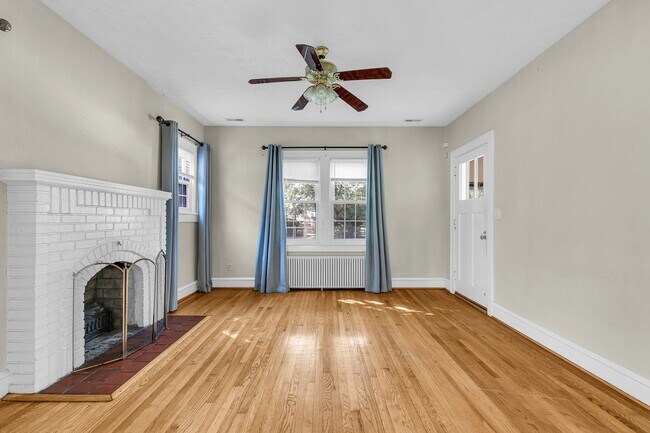 Building Photo - Call Sabrina Thomas at 757-767-0767 for more information