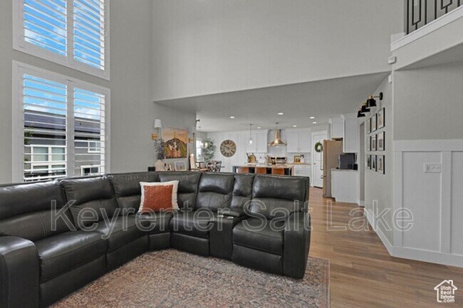Building Photo - 12473 S Desert Mesa Dr