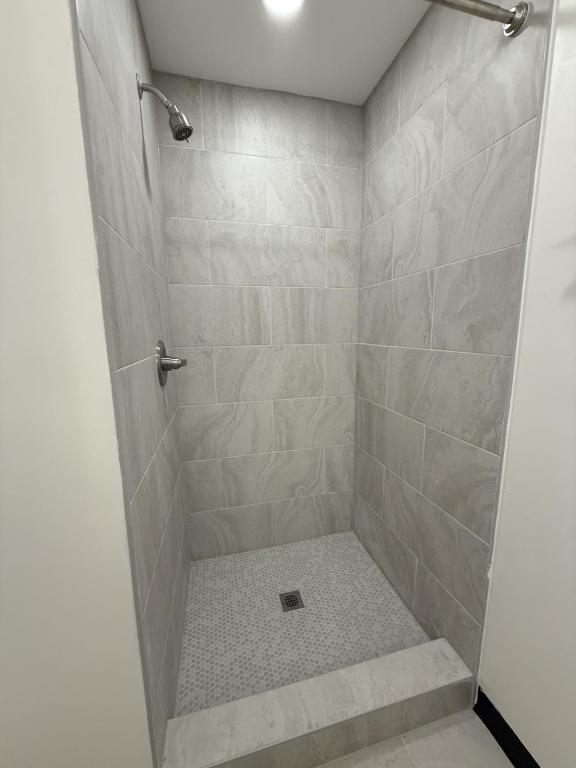 Building Photo - 2078 Druid Park Dr