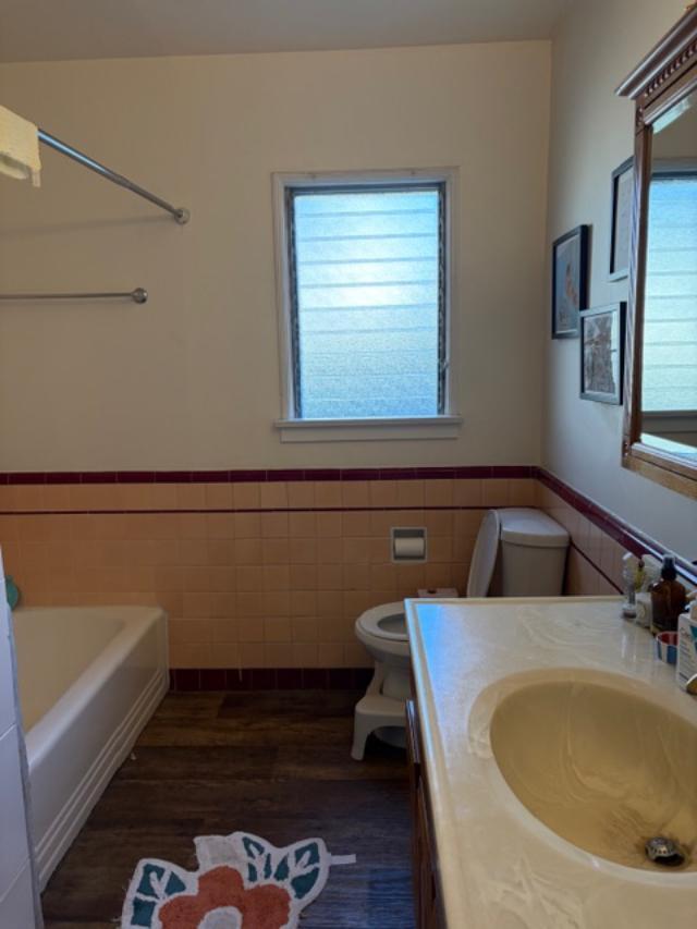 Building Photo - 1746 Midvale Ave