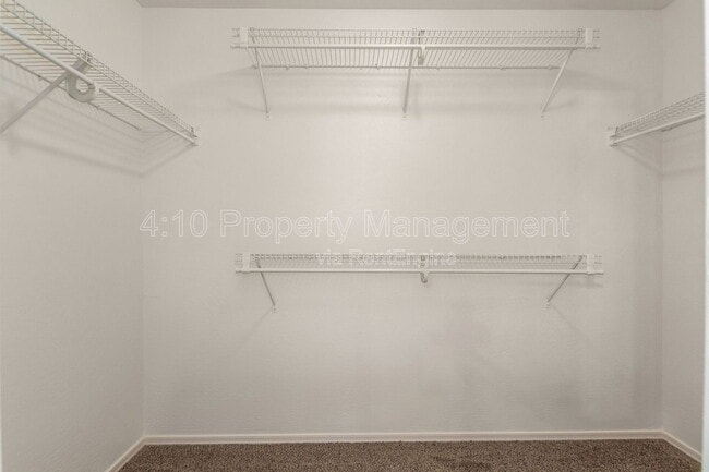 Building Photo - 2320 W Allens Peak Dr