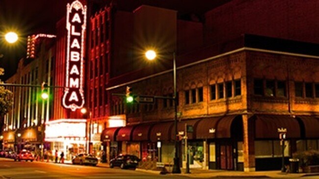 Building Photo - 120 19th St N