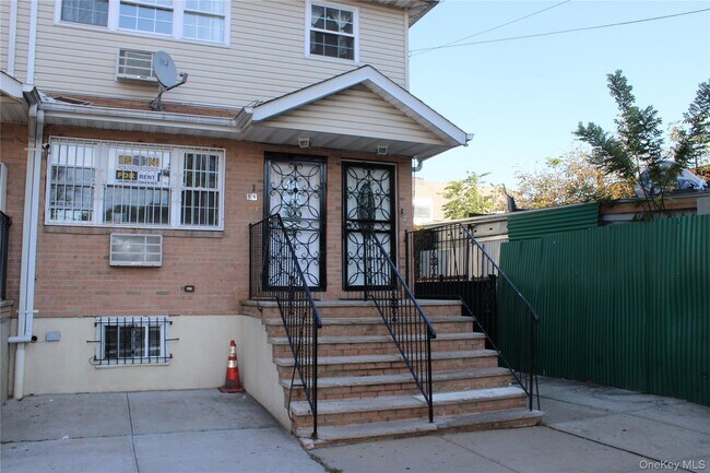 Building Photo - 55 Wyona St