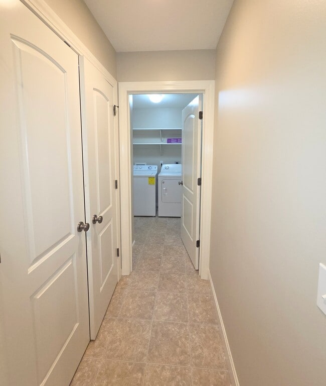 Building Photo - 805 Beal Brook Pass