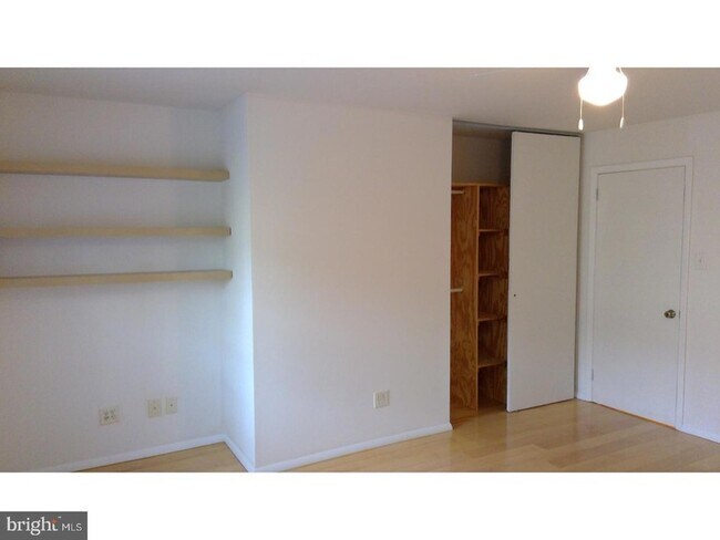 Building Photo - 379 Old Forge Crossing