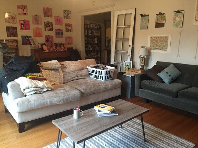 Building Photo - 1101 W Pratt Blvd